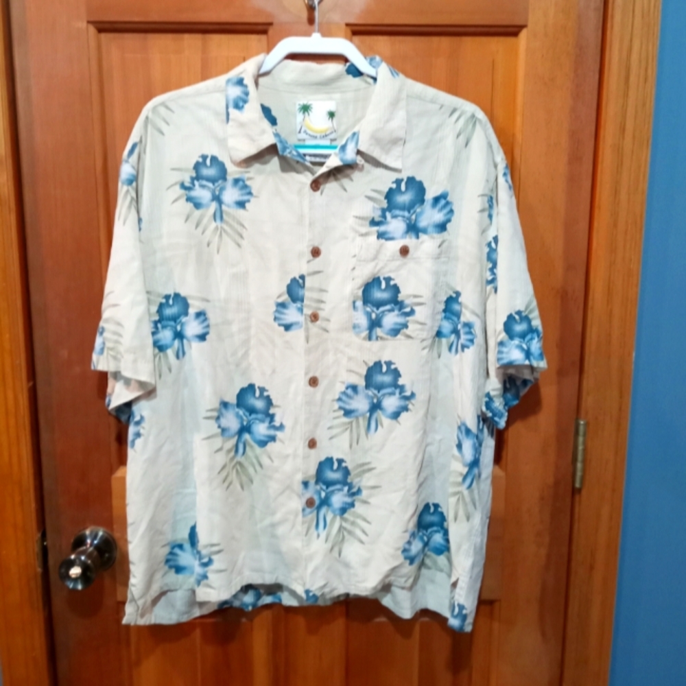 Banana Cabana 100% silk floral button up shirt size XXL